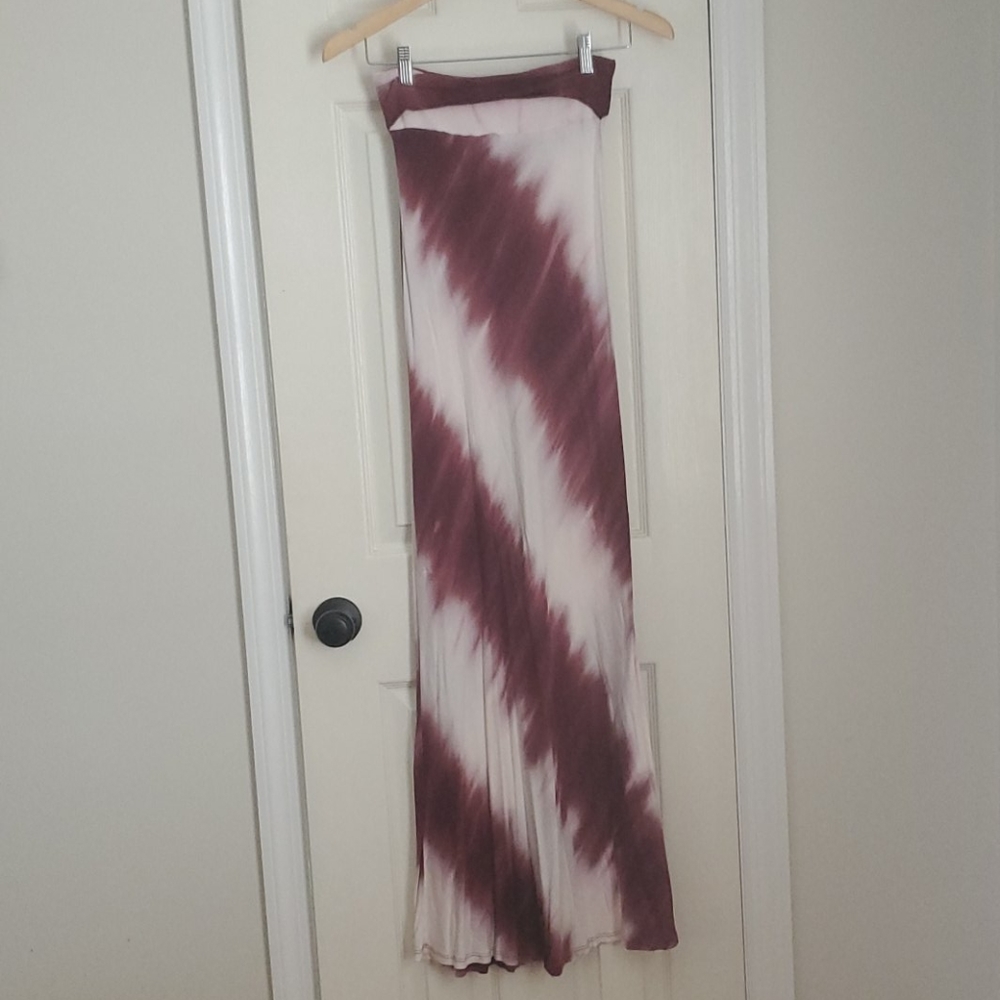 Long Skirt